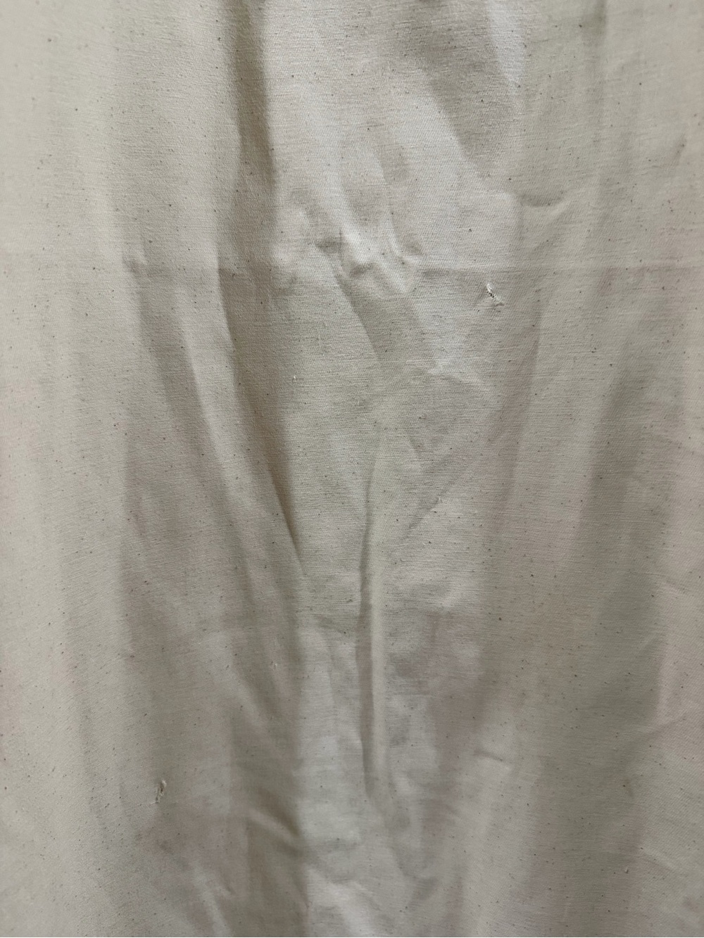 Alexander McQueen Cream garment Bag with Black Logo - Picture 7 of 8